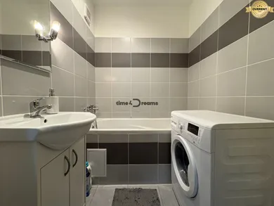 Mieszkania na sprzedaż, 2-pokojowe, Levice · €109 000