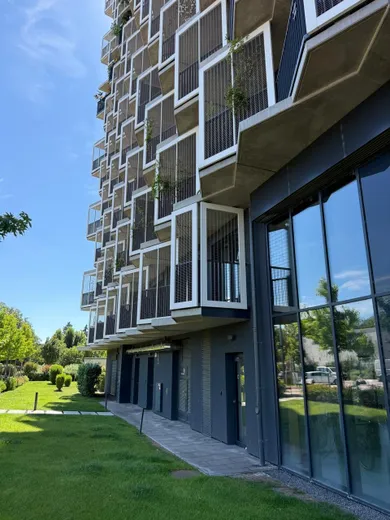 Mieszkania na sprzedaż, 4-pokojowe, Bratislava-Nové Mesto · €494 500