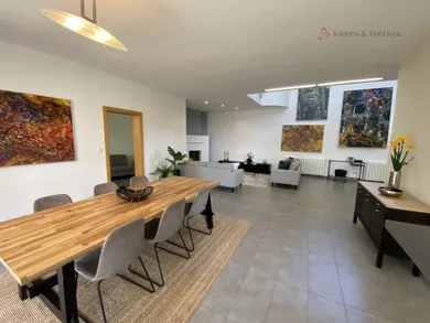 Na prenájom 6-izbový dom, 270 m², Bratislava-Nové Mesto