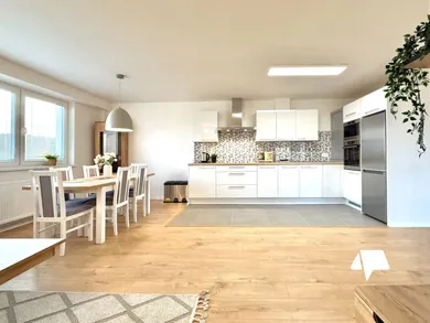 Na prenájom 2-izbový byt, 70 m², Nitra, Cintorínska