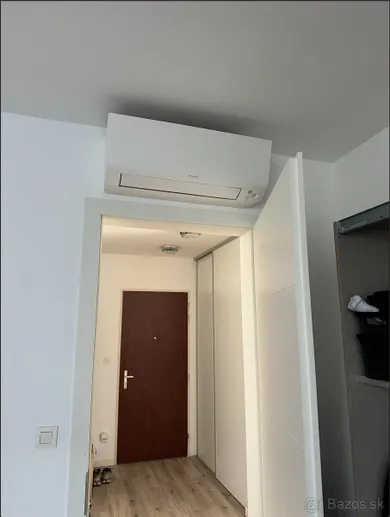 Na prenájom 2-izbový byt, 65 m², Bratislava-Staré Mesto, Hriňovská