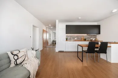 Na prenájom 2-izbový byt, 43 m², Hviezdoslavov, Hviezdna 913