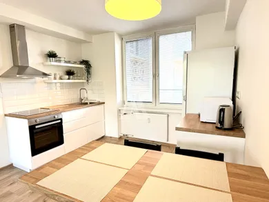 Na prenájom 3-izbový byt, 66 m², Košice-Staré Mesto, Letná
