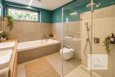 Na prenájom dom, 231 m², Pata