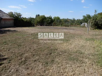 Na predaj pozemok, 580 m², Pohronský Ruskov, -
