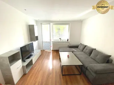 Mieszkania na sprzedaż, 1-pokojowe, Banská Bystrica · €133 000