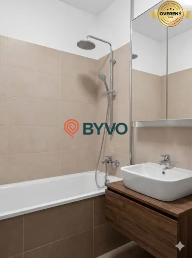 Na predaj 2-izbový byt, 59 m², Bratislava-Petržalka