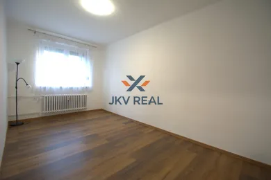 Na predaj 3-izbový byt, 67 m², Hlohovec
