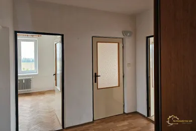 Na predaj 4-izbový byt, 86 m², Ilava, Medňanská
