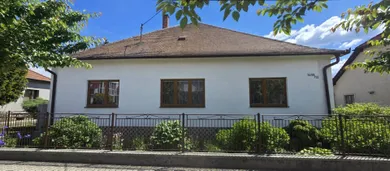 Дома на продажу, 4-комнатные, Topoľčany · €340 000