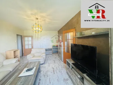 Byty na predaj 3-izbový, Nitra · €180 000
