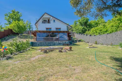 Na predaj rekreačný dom, 663 m², Vinné