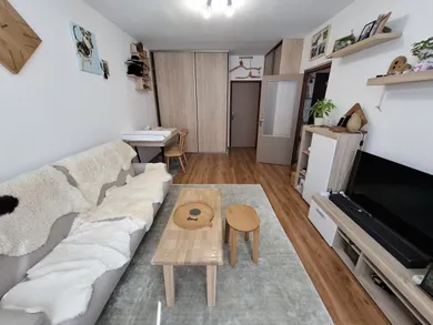 Na predaj 2-izbový byt, 48 m², Kežmarok, Lanškrounská