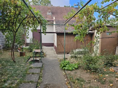 Domy na predaj 2-izbový, Senec · €170 000