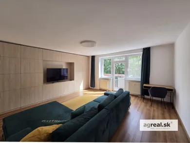 Na predaj byt v Bratislava-Staré Mesto · €349 900 · Dokončené