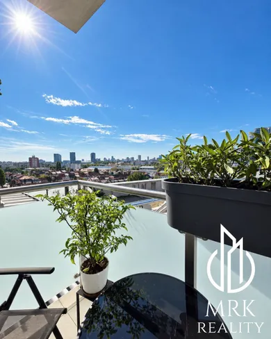 Na predaj 1-izbový byt, 43 m², Bratislava-Nové Mesto, Letná