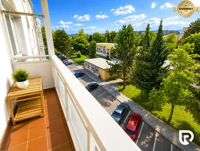 Na prenájom 3-izbový byt, 55 m², Žilina, Jarná