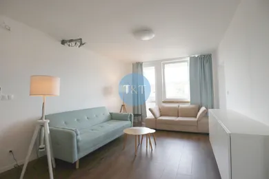 Byty na prenájom 4-izbový, Bratislava-Karlova Ves · €1 150