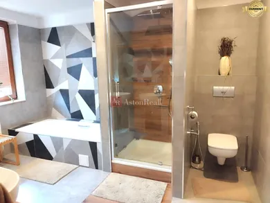 Na predaj 4-izbový dom, 140 m², Banská Bystrica, Na Karlove