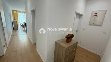 Na predaj 5-izbový dom, 126 m², Senec