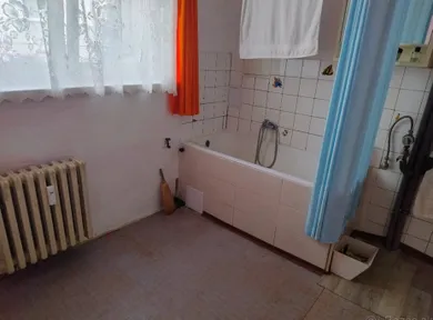 Na predaj 2-izbový byt, 45 m², Bratislava-Nové Mesto, Bartoškova