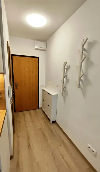 Na prenájom byt v Bratislava-Ružinov · €400 · Dokončené