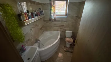 Na predaj 5-izbový dom, 120 m², Turany