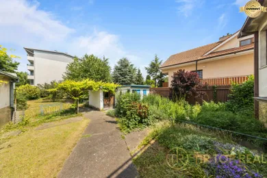 Na predaj 4-izbový dom, 120 m², Bratislava-Vrakuňa, Ráztočná