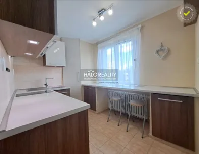 Na predaj 2-izbový byt, 57 m², Žiar nad Hronom
