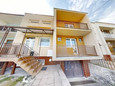 Na predaj dom, 250 m², Lučenec, Alexyho