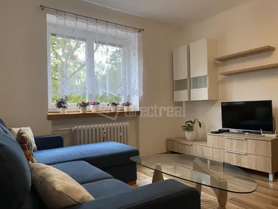 Na prenájom 1-izbový byt, 30 m², Bratislava-Ružinov, Kvetná