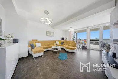 Na predaj 3-izbový byt, 77 m², Nitra, Rázusova