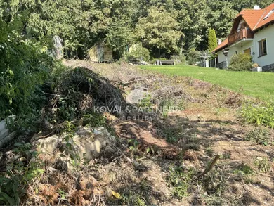 Na predaj pozemok, 685 m², Nitra, Zobor
