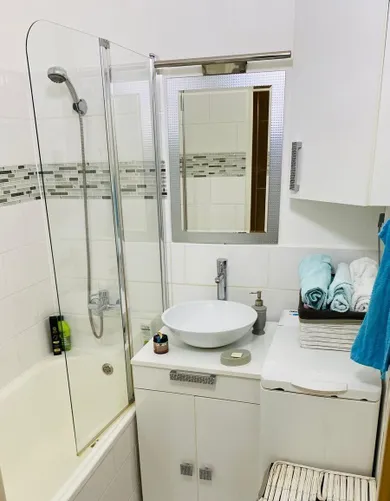 Na prenájom 2-izbový byt, 48 m², Bratislava-Karlova Ves, Púpavová