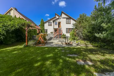 Na predaj 7-izbový dom, 350 m², Čaňa, Lesná