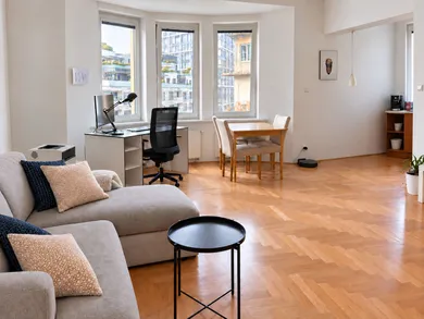 Byty na predaj 2-izbový, Bratislava-Staré Mesto · €284 900