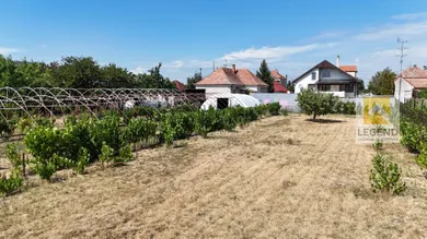 Na predaj pozemok v Nové Zámky · €44 400 · Pôvodný stav