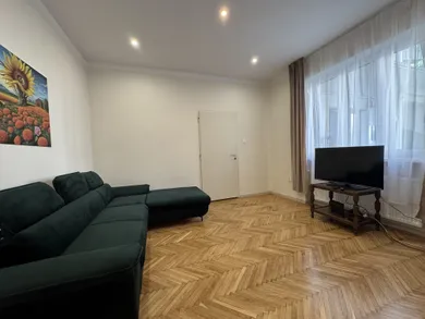Na prenájom 2-izbový byt, 54 m², Košice-Staré Mesto, Baštová