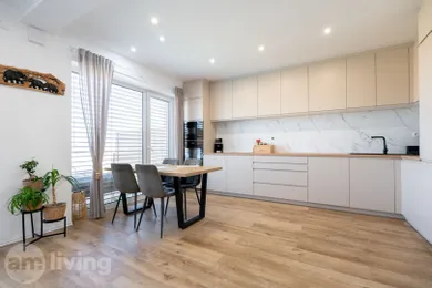 Na predaj 4-izbový dom, 102 m², Trenčianske Jastrabie