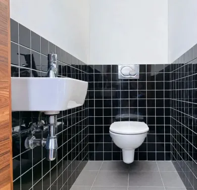 Na prenájom 2-izbový byt, 68 m², Bratislava-Karlova Ves