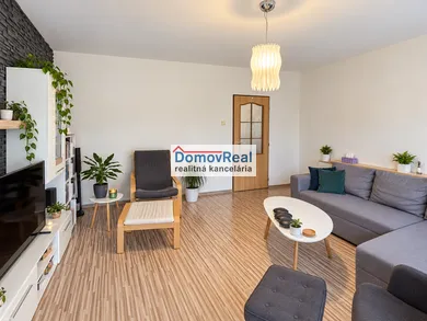 Na predaj 3-izbový byt, 66 m², Šamorín, Hlavná