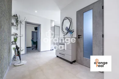 Na predaj 5-izbový dom, 156 m², Malá Ida, Prvosienková