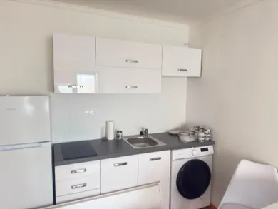 Na prenájom byt, 50 m², Bratislava-Ružinov, Rádiová