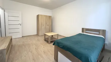 Byty na prenájom 1-izbový, Trnava · €600
