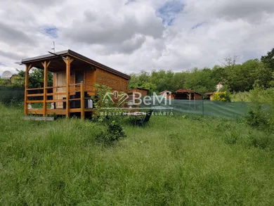Na predaj pozemok, 394 m², Levice
