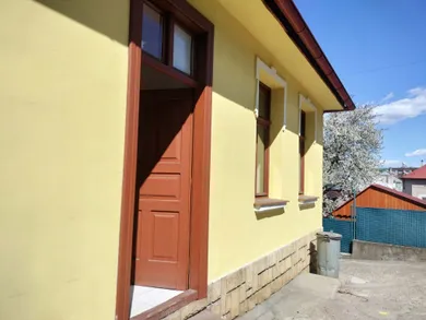 Na prenájom 5-izbový dom, 152 m², Košice-Juh, Paulínyho