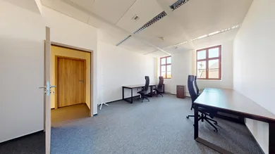 Na prenájom komerčné, 21 m², Bratislava-Staré Mesto, Mostová 4