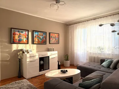 Mieszkania na sprzedaż, 2-pokojowe, Banská Bystrica · €175 000