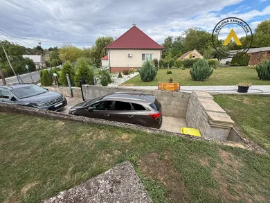 Na predaj 2-izbový dom, 120 m², Merašice
