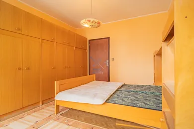 Na predaj 3-izbový byt, 73 m², Vrbové, 6. apríla